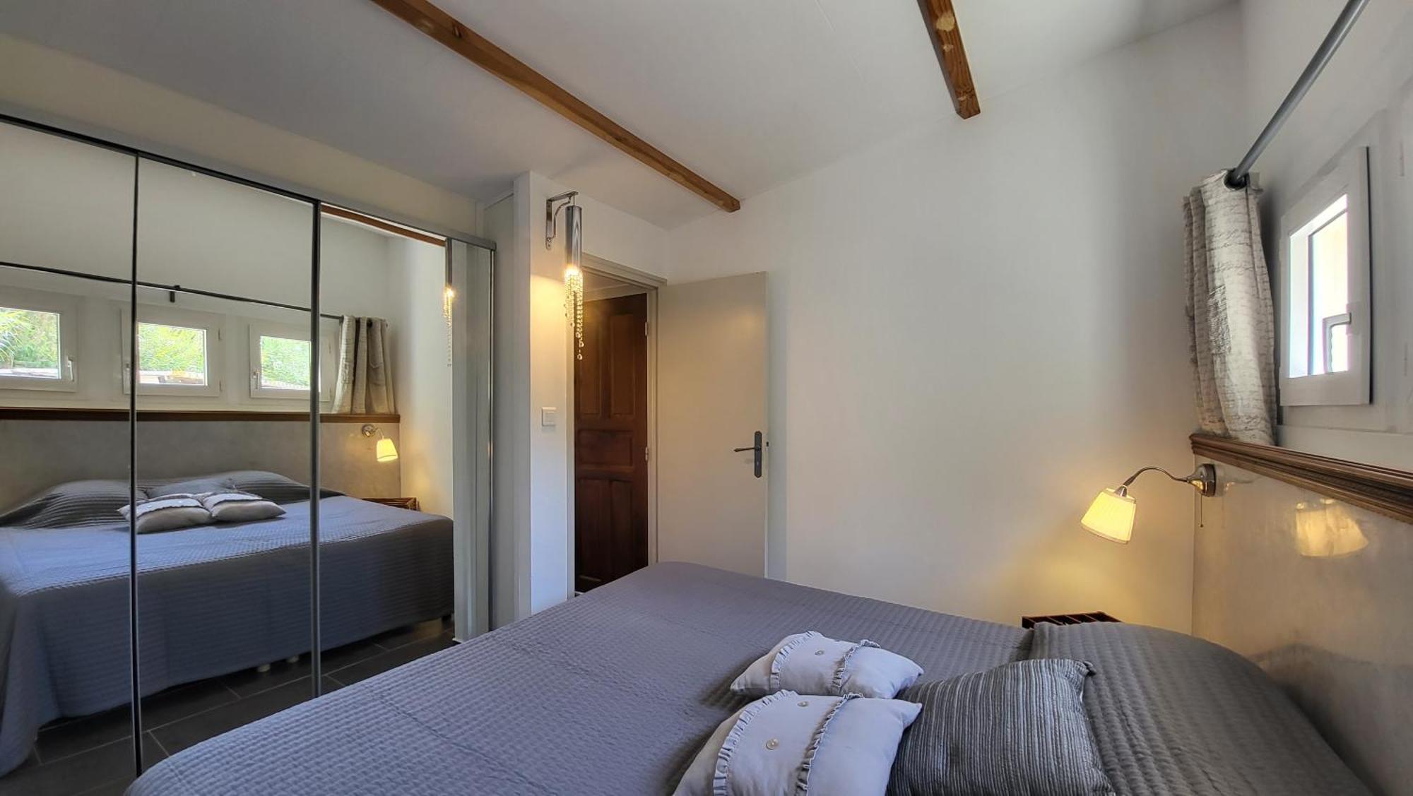 Residence Di A Serra Calvi  Exterior photo